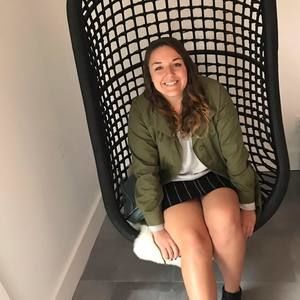 Meet your Posher, Mabry